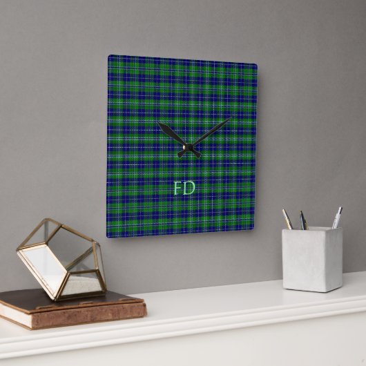Horloge Carrée Douglas Official Tartan avec monogramme / nom (Bureau)