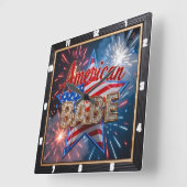 Horloge Carrée Drapeau américain patriotique Babe (Angle)