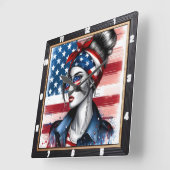 Horloge Carrée Drapeau américain stylé femme patriotique (Angle)