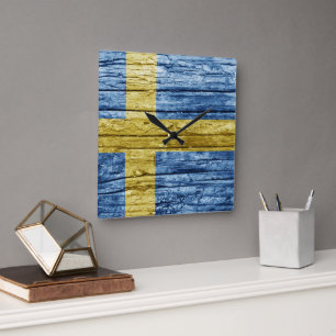 Horloge Carrée Drapeau en bois de Suède