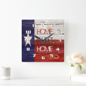 Horloge Carrée Drapeau patriotique du Texas sur texture de bois (Maison)