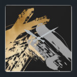 Horloge Carrée élégant faux or et gris bracelet<br><div class="desc">Design élégant et moderne représentant des coups de pinceau faux or et gris sur un arrière - plan noir.</div>