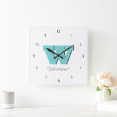 Horloge Carrée Elégant noir chiffres et Pastel Turquoise monogram (Maison)