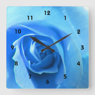 Horloge Carrée élégante, moderne, fleur de rose bleue cool.