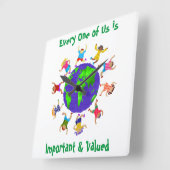 Horloge Carrée Enfants importants et valorisés (Angle)