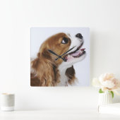 Horloge Carrée Épagneul cavalier du Roi Charles, vue de côté (Maison)