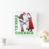 Horloge Carrée Euskal Herria: traditional Basque dancers, (Maison)