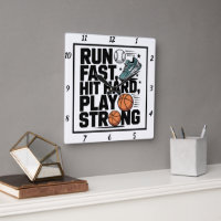 Exécuter Fast Hit Hard Play Strong