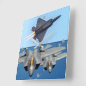 HORLOGE CARRÉE F-22 RAPTEUR (Angle)