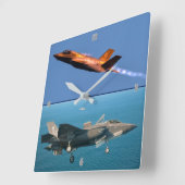 HORLOGE CARRÉE F-35B ÉCLAIRAGE II (Angle)