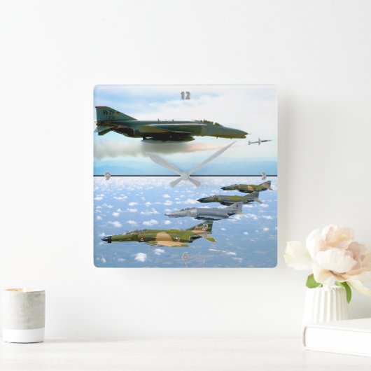 HORLOGE CARRÉE F-4 PHANTOM (Maison)