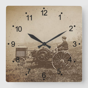 Horloge Carrée Farm Boy & Antique Tractor Brown