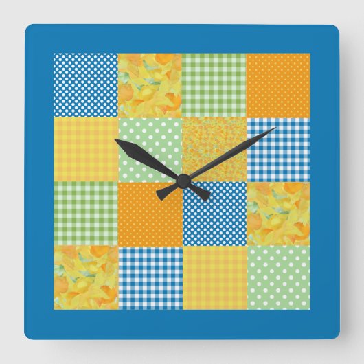 Horloge Carrée Faux-Patchwork, Daffodiles, Polkas, Chèques sur Bl (Recto)