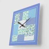 Horloge Carrée Faux Patchwork Snowdrops Blue Green et Polkas (Angle)