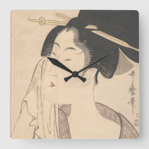 Horloge Carrée Femme détendant après son Bath