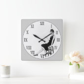 Horloge Carrée Femme sur l'outil (Maison)