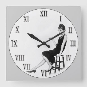 Horloge Carrée Femme sur l'outil