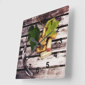 Horloge Carrée Feuille de raisin, bouchons de bouteille de vin et (Angle)