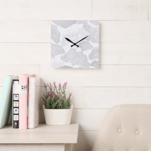 Horloge Carrée Feuilles de Ginkgo Rêve Gris Doux 2