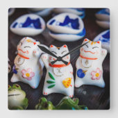 Horloge Carrée figurines de chats à Beckoning (Recto)