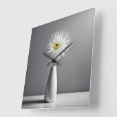 Horloge Carrée Fleur simple dans le vase (Angle)