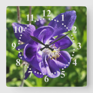 Horloge Carrée fleur violette brillante