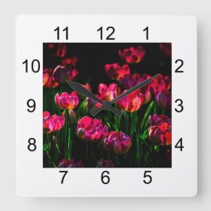 Horloge Carrée Fleurs de tulipe roses