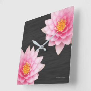 Horloge Carrée Floating Pink Lotus Flowers