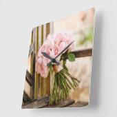 Horloge Carrée Flowers | Pink Rose Bouquet (Angle)