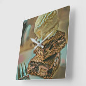 Horloge Carrée Gâteau à la crème glacée au chocolat (Angle)