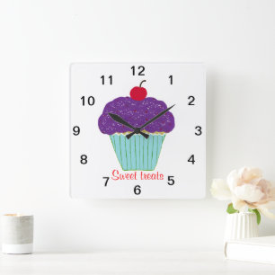 Horloge Carrée Gâteau Cupcake avec Cerise Sucrée sur le Dessus et