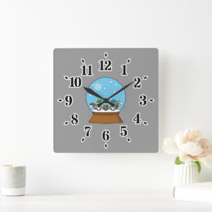Horloge Carrée Globe des neiges avec trois Chouettes Gnomes