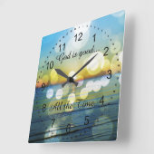 Horloge Carrée God is Good All the Time (Angle)