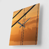 Horloge Carrée Golden gate bridge devant San Francisco (Angle)