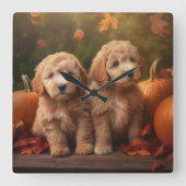 Horloge Carrée Goldendoodle Chiot Automne Citrouille délice (Recto)