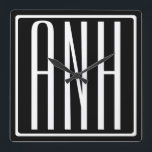 Horloge Carrée Gras moderne 3 initiales Monogramme | Blanc sur no<br><div class="desc">Classy,  bold et moderne.</div>