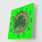 Horloge Carrée Green Shamrock and Celtic Knots (Angle)