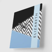 Horloge Carrée Grey Zigzag, Grey Chevron, Bleu, Votre Nom (Angle)