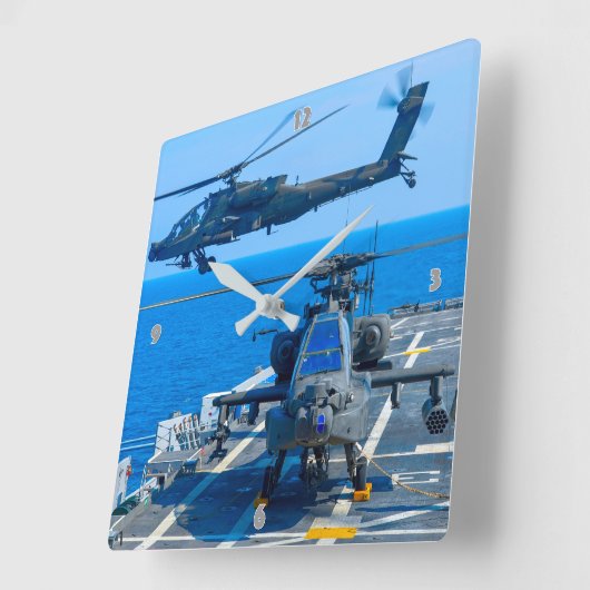 HORLOGE CARRÉE GUARDIAN APACHE AH-64E (Angle)