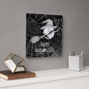 Horloge Carrée Halloween balai sorcière, globe oculaire effrayant