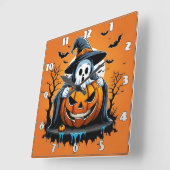 Horloge Carrée Halloween fantôme avec citrouille sous ciel éffray (Angle)