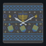 Horloge Carrée hanukkki<br><div class="desc">Happy Hanukkah
Judaïsme
Hérév
Jews
hanukkah, jewish, christmas, hanukah, holiday, funny, jew, happy hanukkhah, menorah, dreidel, hanukkah, israel, herew, star of david, hannukah, holidah, judaism, american flag, birthday, kwanzaa, xmas Peut-être, nice, solive, jewish christmas, humorous, merry</div>