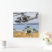 HORLOGE CARRÉE HAUT DE 1 AN VENOM (Maison)