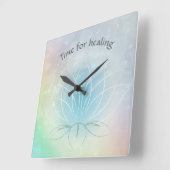 Horloge Carrée 'Heure de guérison' arc-en-ciel (Angle)
