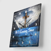 Horloge Carrée IL ARRIVE BIENTÔT Jésus dans l'eau ondulante (Angle)