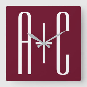 Horloge Carrée Initiales de couples simples Blanc et bordeaux