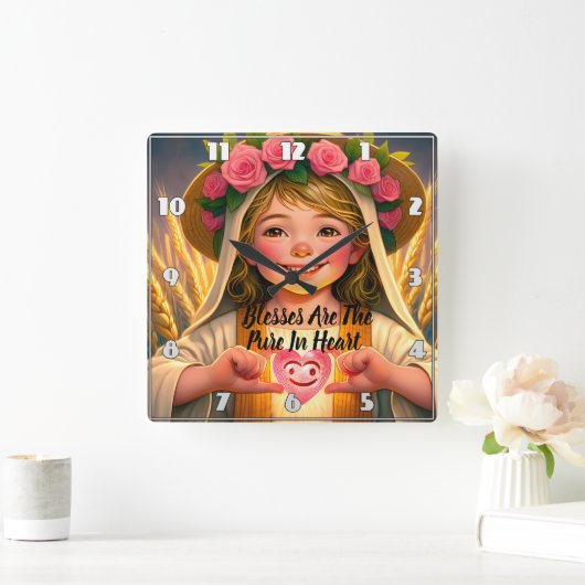Horloge Carrée Innocence Capturée : Petite Fille Tenderly Holding (Maison)