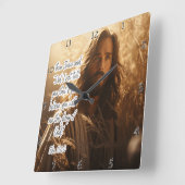 Horloge Carrée Jésus : Crois, Gloire, Promesse de Dieu (Angle)