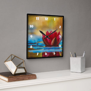 Horloge Carrée Jolie photo d'une fleur de Lotus dans un étang