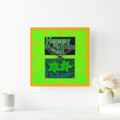 Horloge Carrée Joyeuse fête de ST.Patrick (Maison)